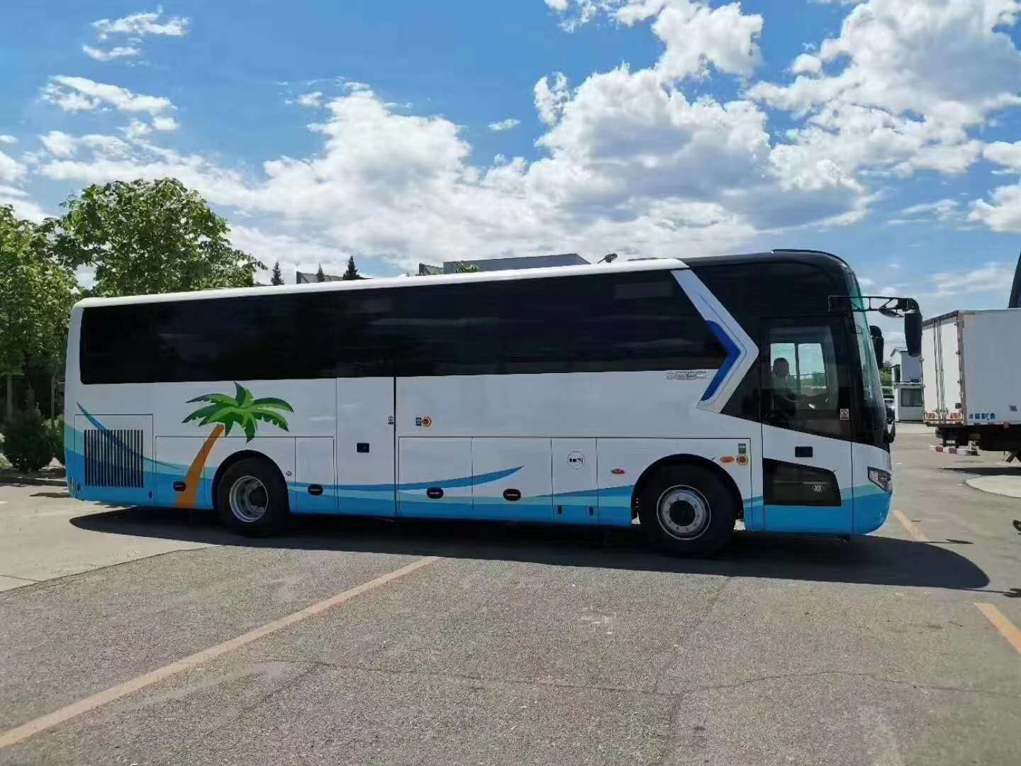 行業首款！中通廁所車亮相北京